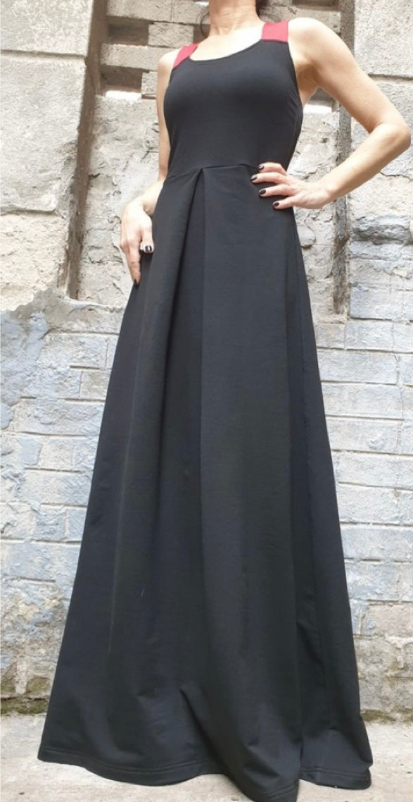 Black Sleeveless Summer Dress with Open Back and Red Asymmetric Straps