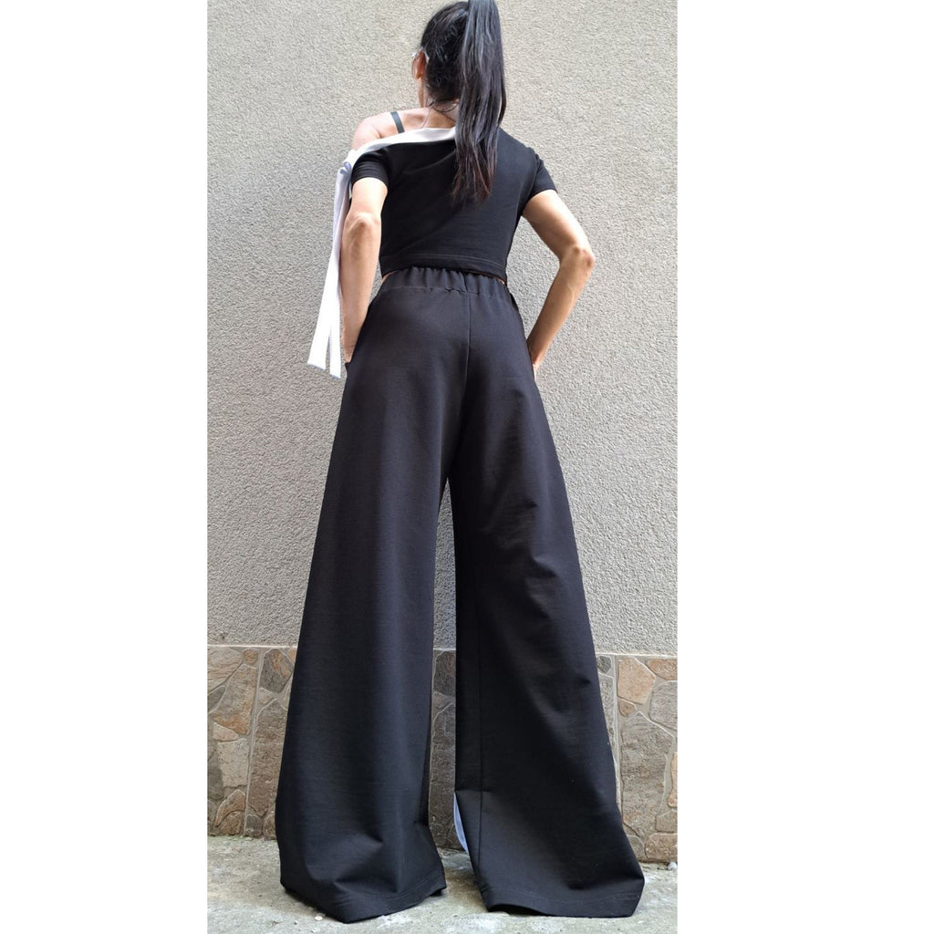 Asymmetric Black Cotton Set with Bow Detail – One Shoulder Top & High Waist Wide Leg Pants