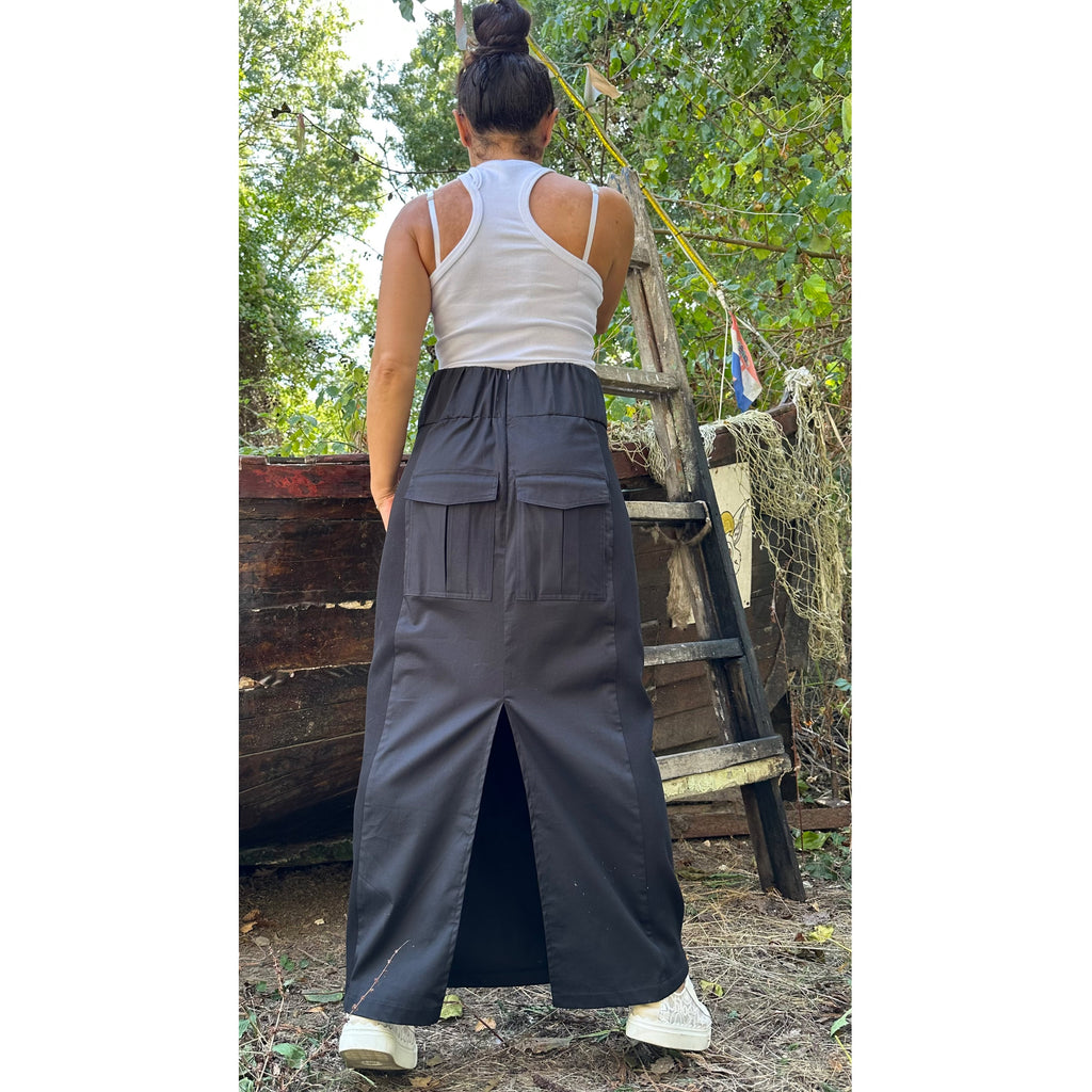 Black Maxi Skirt with High Waist / Slit and Multi Pockets