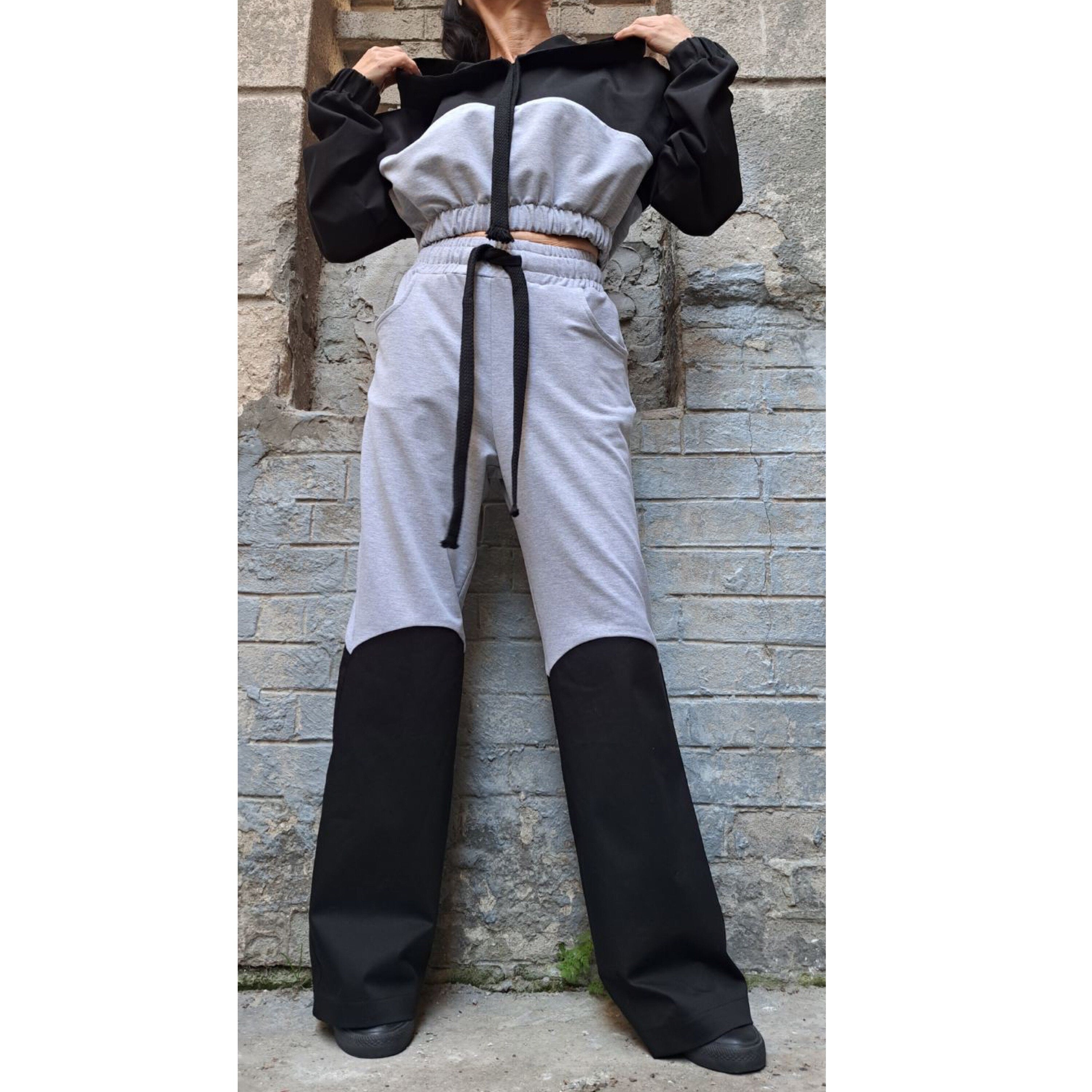 Urban Two-Piece Cotton Set – Cropped Hooded Top & High Waist Pants / Grey and Black Women’s Outfit