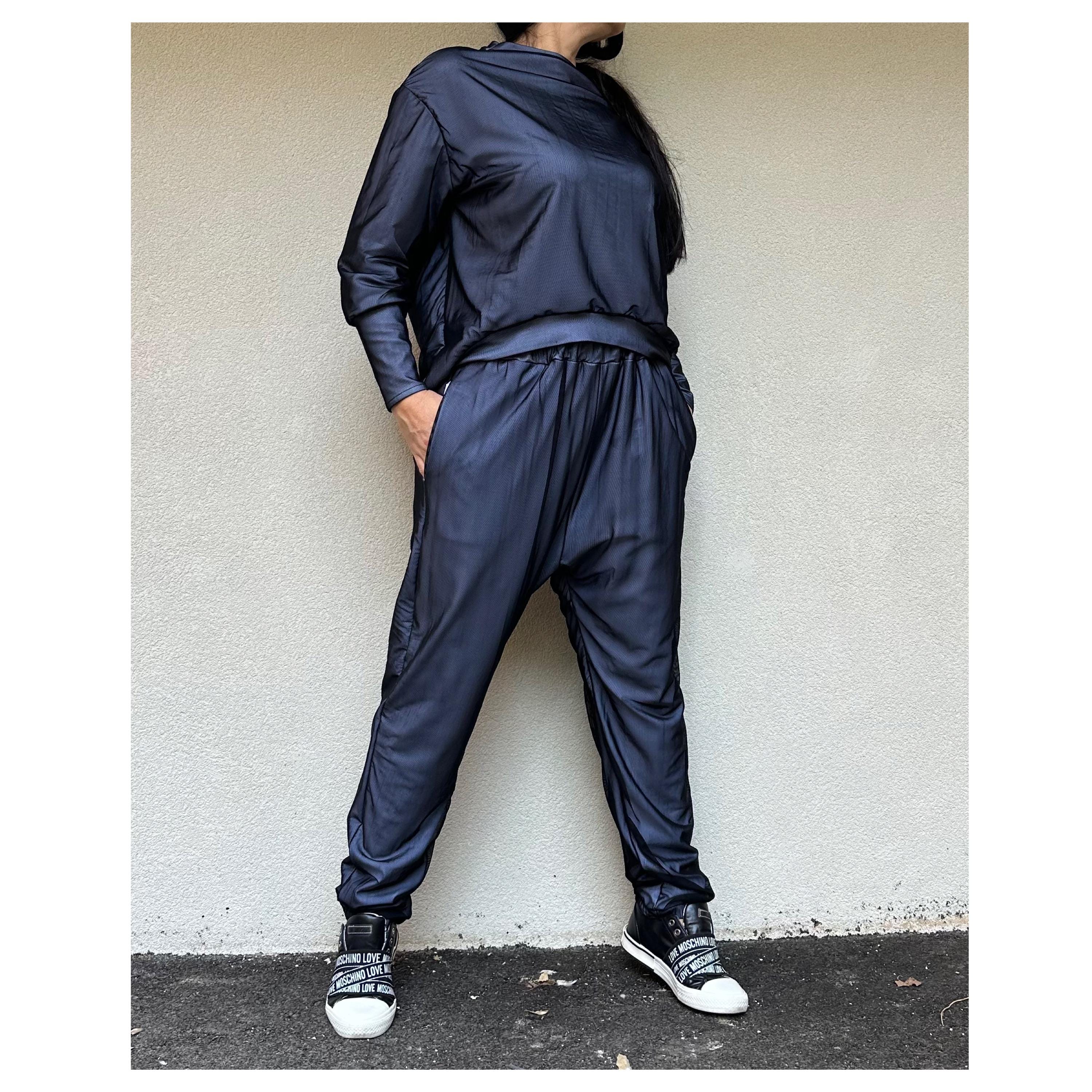 Urban Tracksuit for Women – Cotton Mesh Joggers and Loose Blouse Set