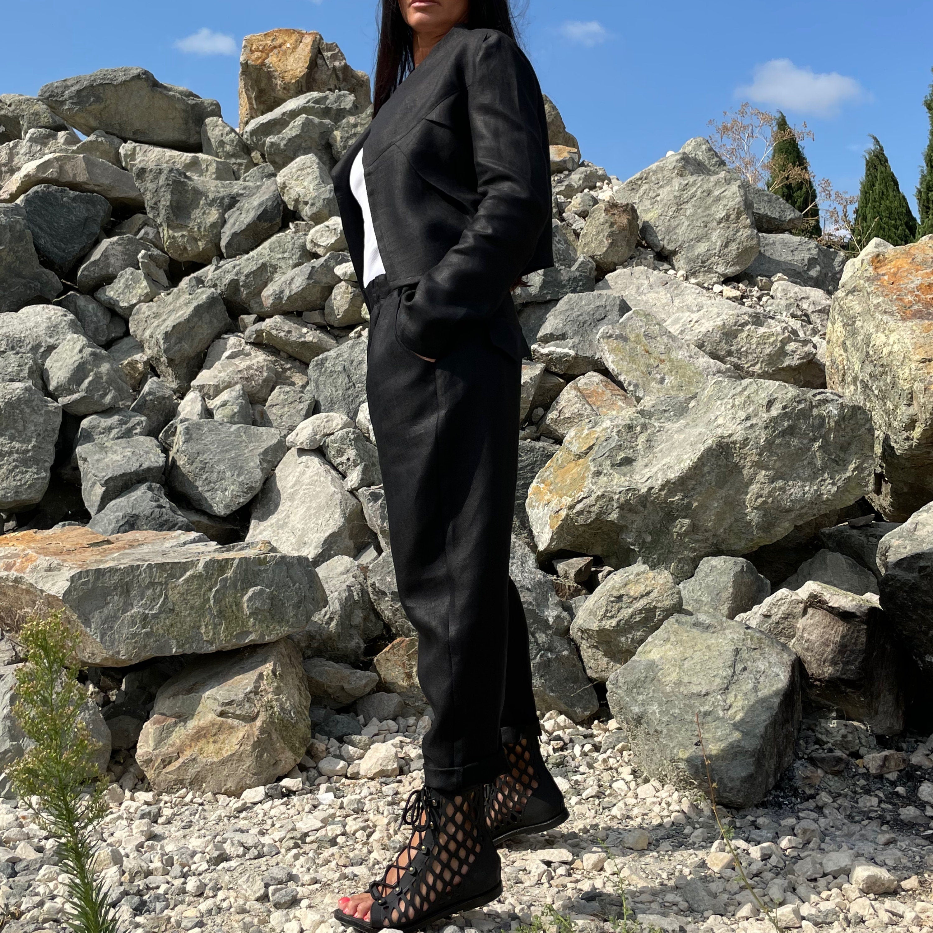 Short Black Linen Jacket with Long Sleeves – Designer Front-Gathered Open Blazer