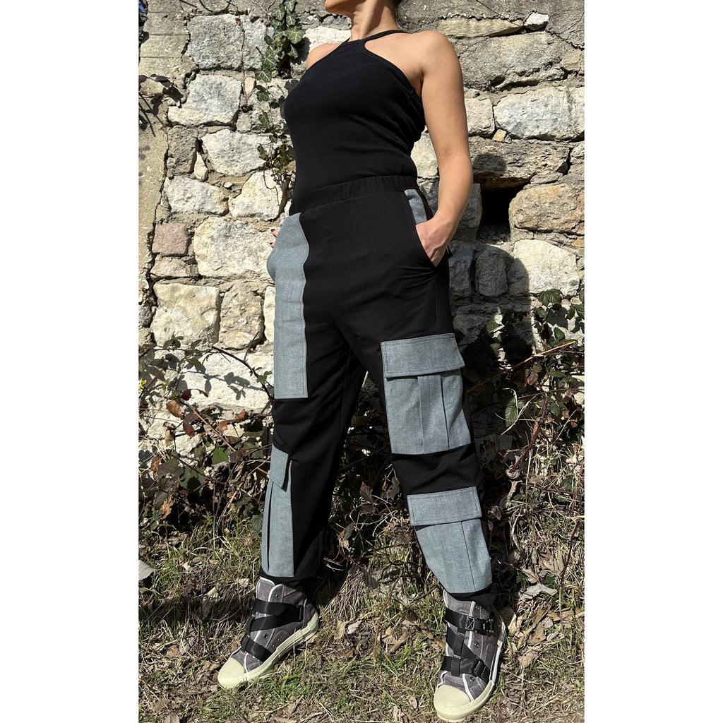 Cargo Pants in Cotton and Denim – Utility Style with Elastic Waist and Patch Pockets