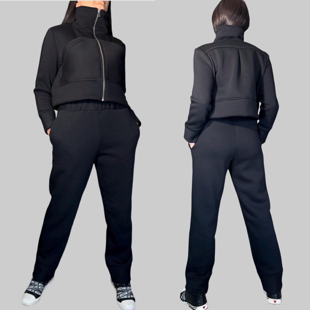 Women’s Two-Piece Tracksuit Set – Black High-Neck Zip Jacket & Jogger Pants / Thick Cotton Blend Loungewear / Minimalist Athleisure Outfit