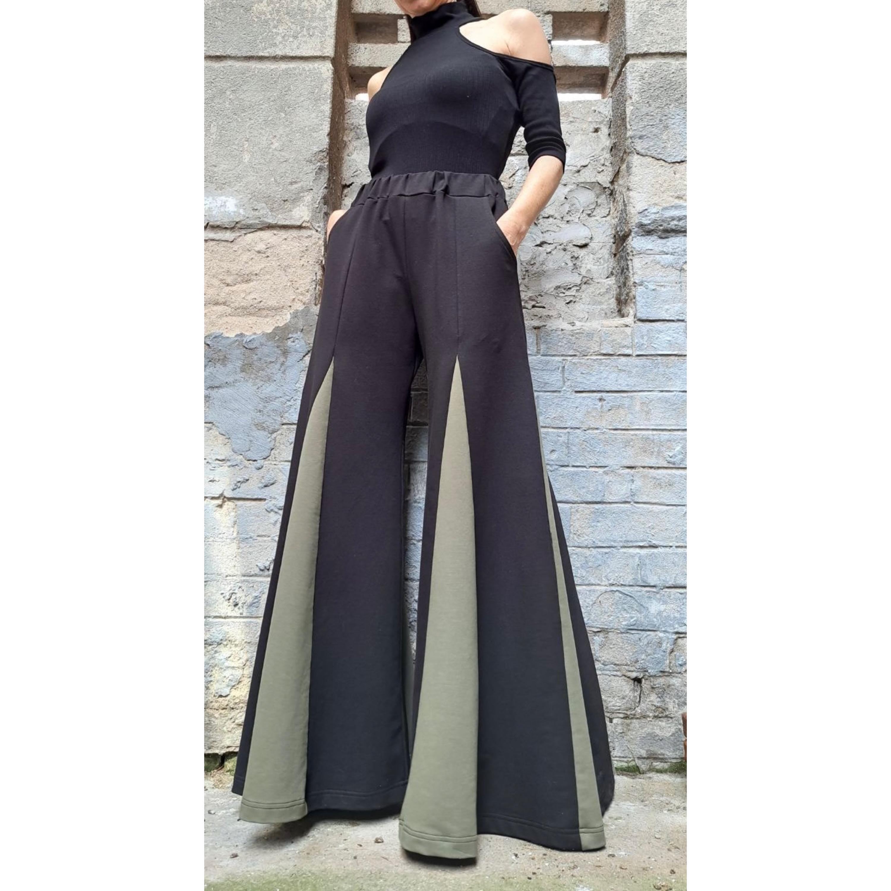 High-Waisted Wide Leg Skirt-Pants / Flared Palazzo Pants with Elastic Waist and Side Pockets / Two-Tone Avant-Garde Trousers