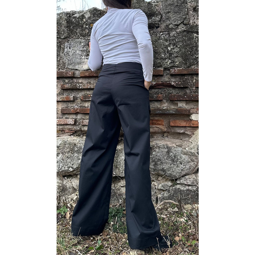 High Waist Black Wide-Leg Pants with Wrap Belt – Cotton Textured Urban Trousers