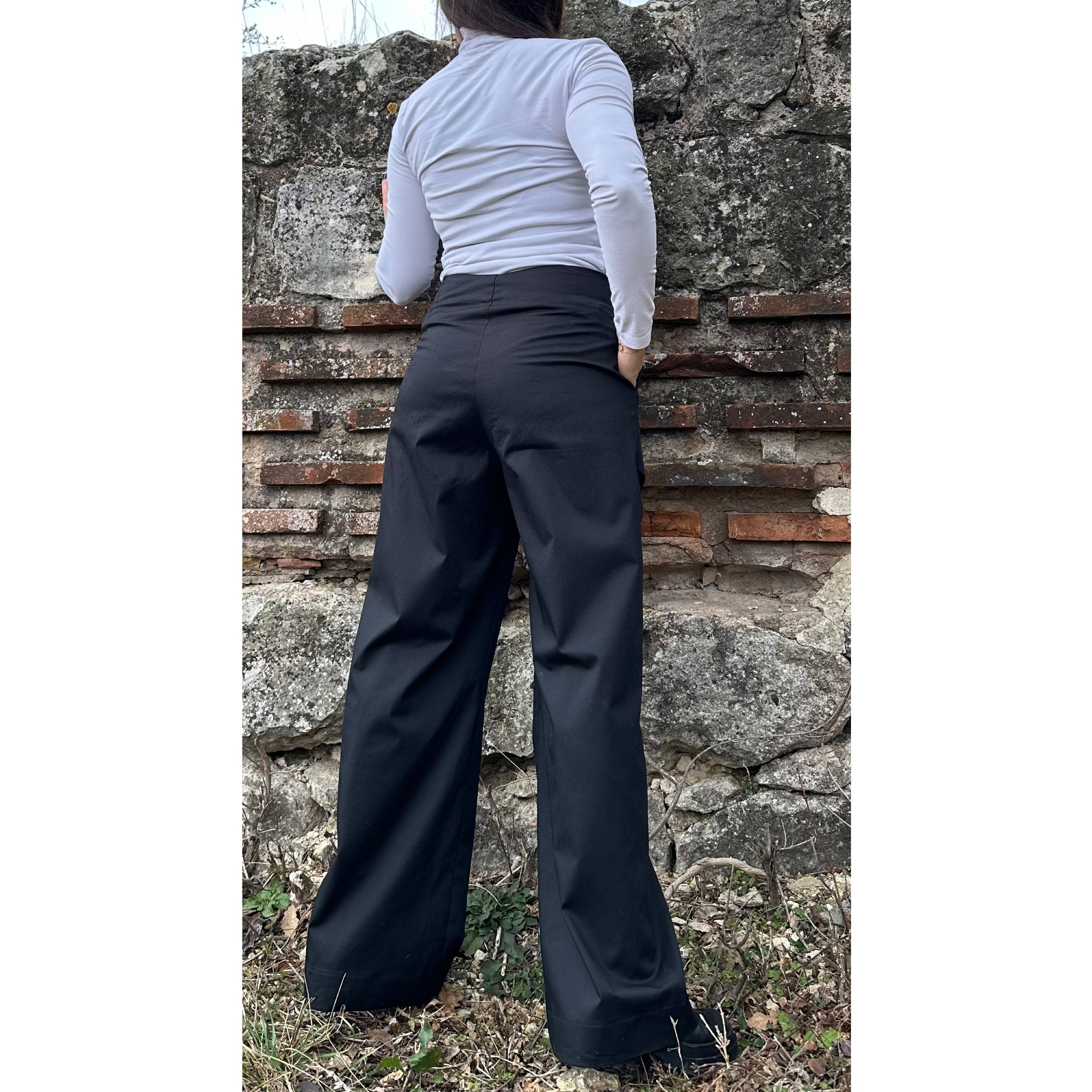 High Waist Black Wide-Leg Pants with Wrap Belt – Cotton Textured Urban Trousers