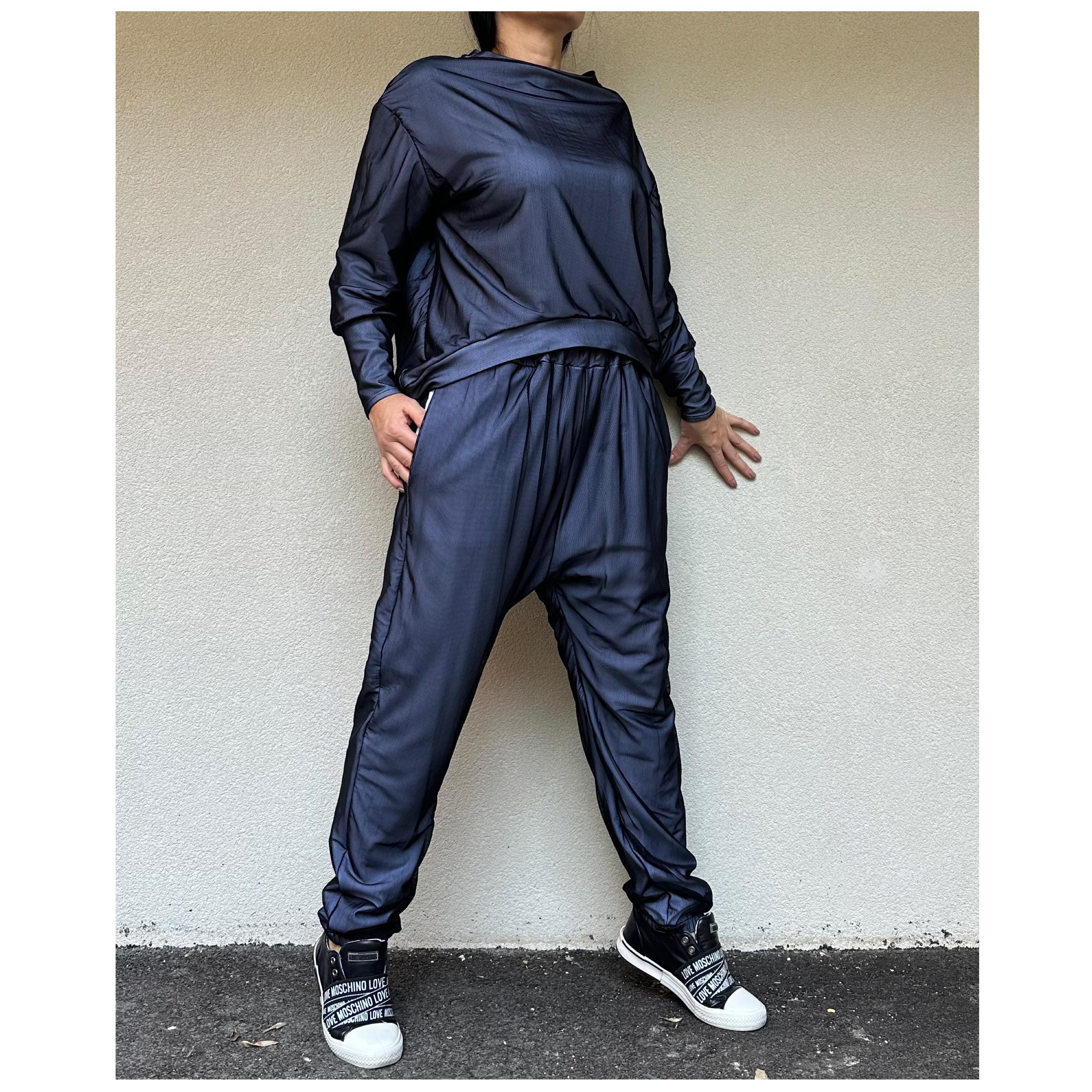 Urban Tracksuit for Women – Cotton Mesh Joggers and Loose Blouse Set