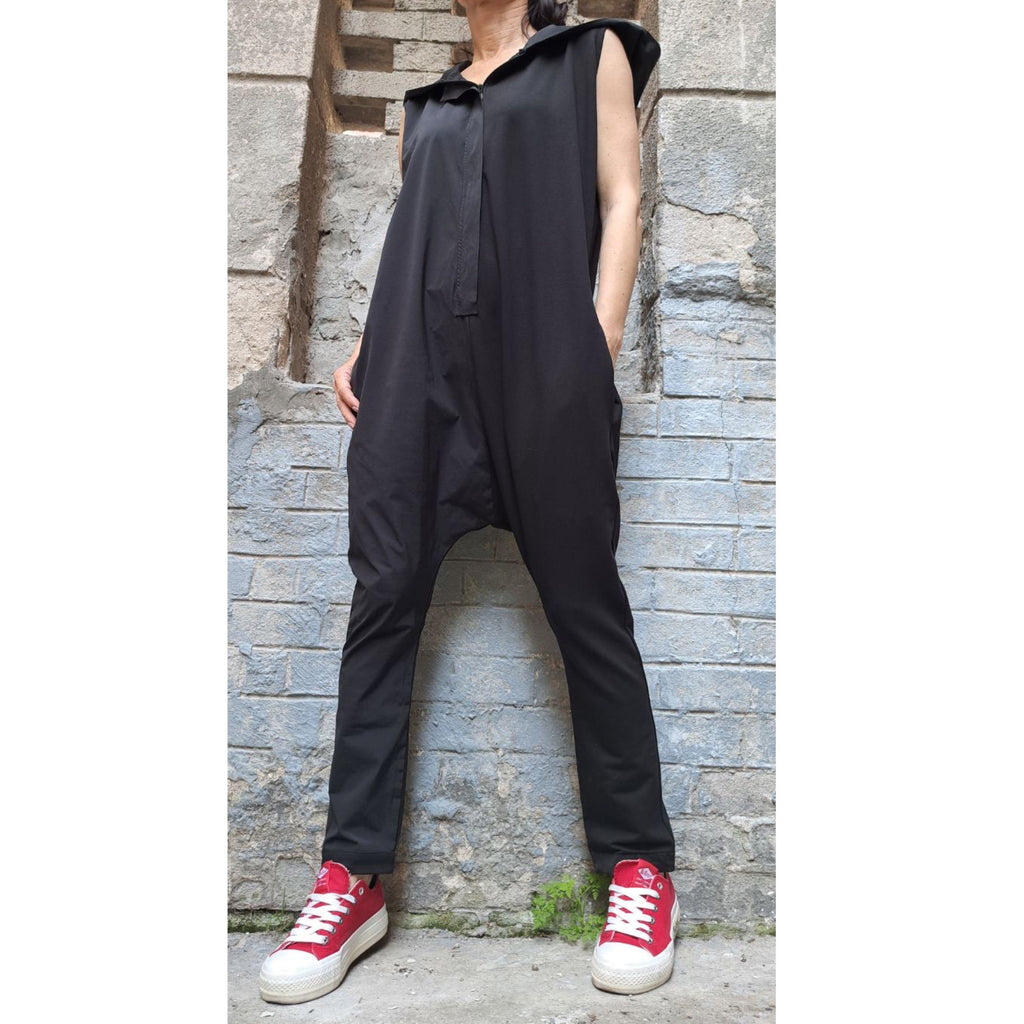 Black Sleeveless Cotton Jumpsuit with Hood – Urban Loose Fit Romper