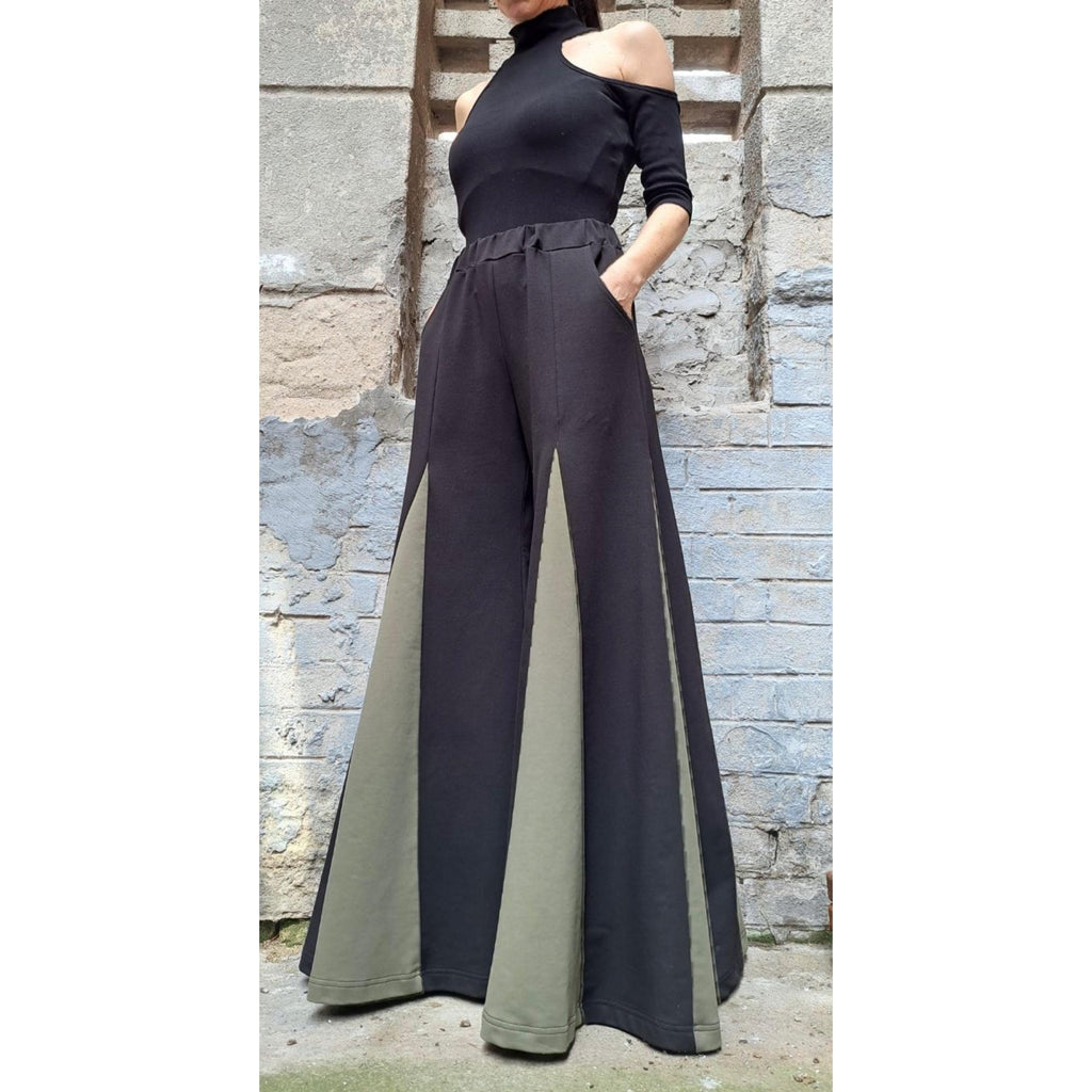 High-Waisted Wide Leg Skirt-Pants / Flared Palazzo Pants with Elastic Waist and Side Pockets / Two-Tone Avant-Garde Trousers