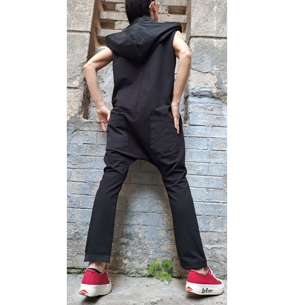 Black Sleeveless Cotton Jumpsuit with Hood – Urban Loose Fit Romper