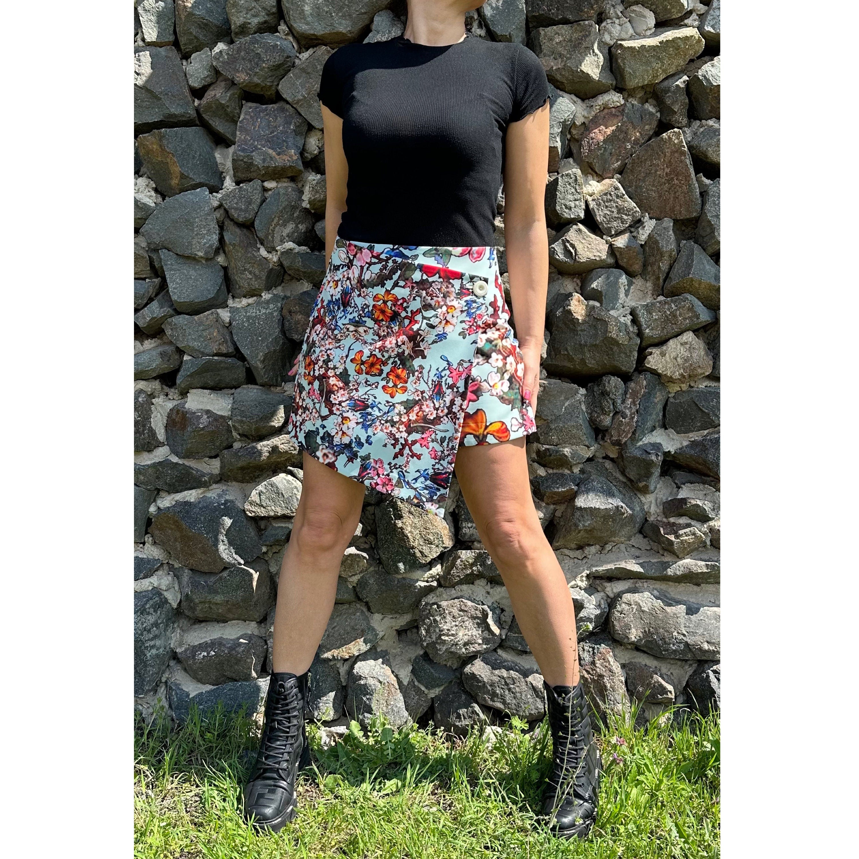 Asymmetrical Floral Mini Skirt - Urban Style