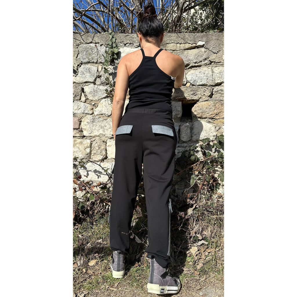 Cargo Pants in Cotton and Denim – Utility Style with Elastic Waist and Patch Pockets