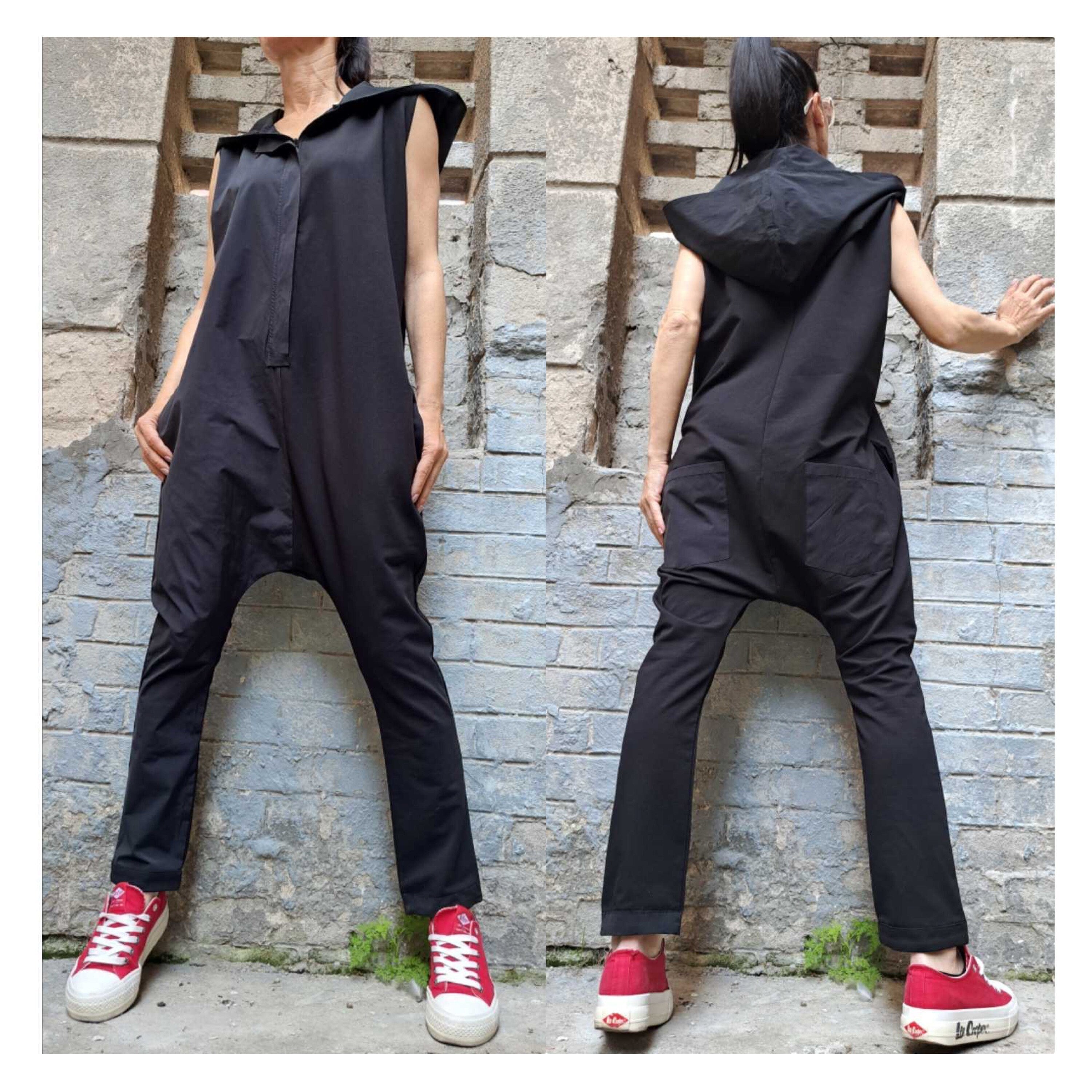 Black Sleeveless Cotton Jumpsuit with Hood – Urban Loose Fit Romper