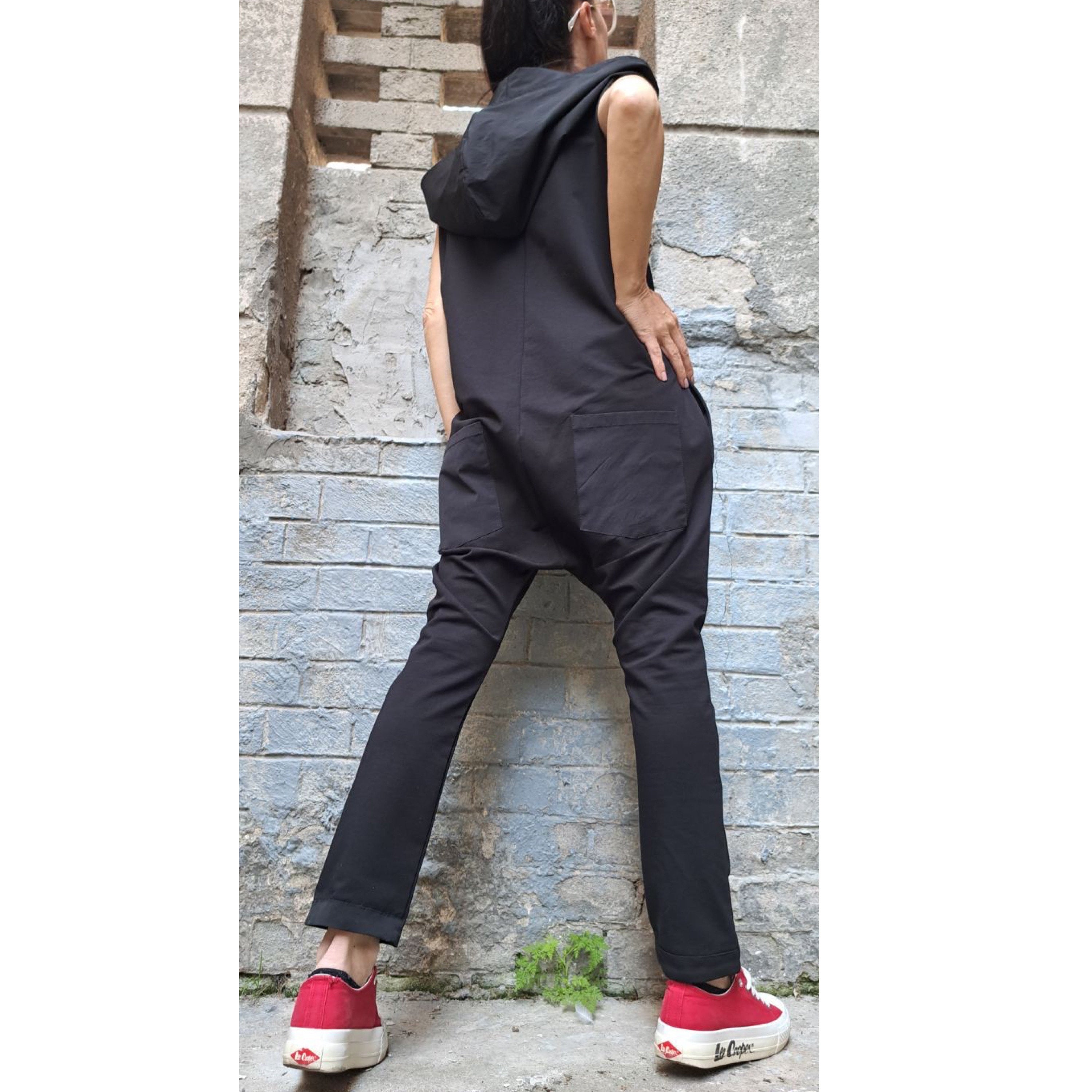 Black Sleeveless Cotton Jumpsuit with Hood – Urban Loose Fit Romper