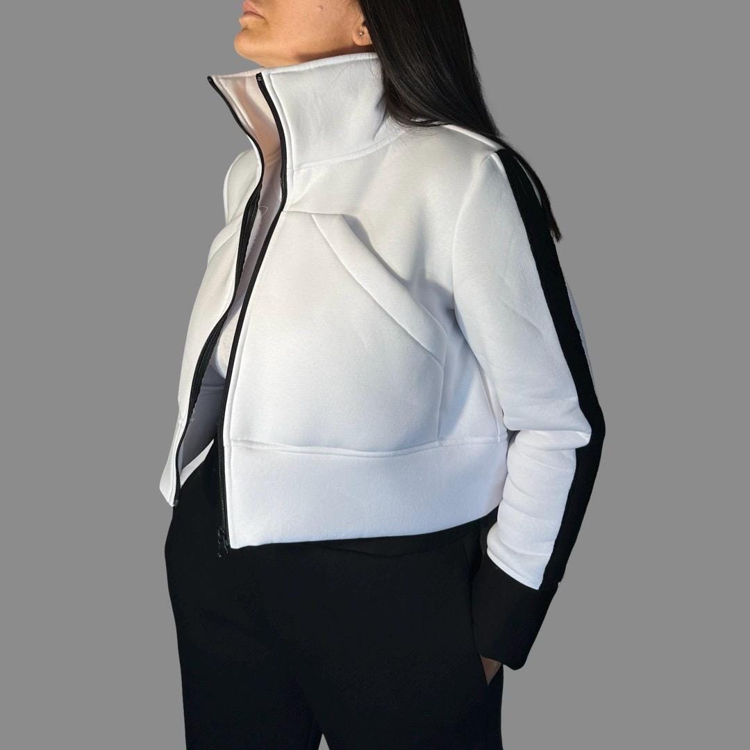 Black  White Fleece Set – Cropped Jacket & High Waist Joggers / Warm Two-Piece Tracksuit
