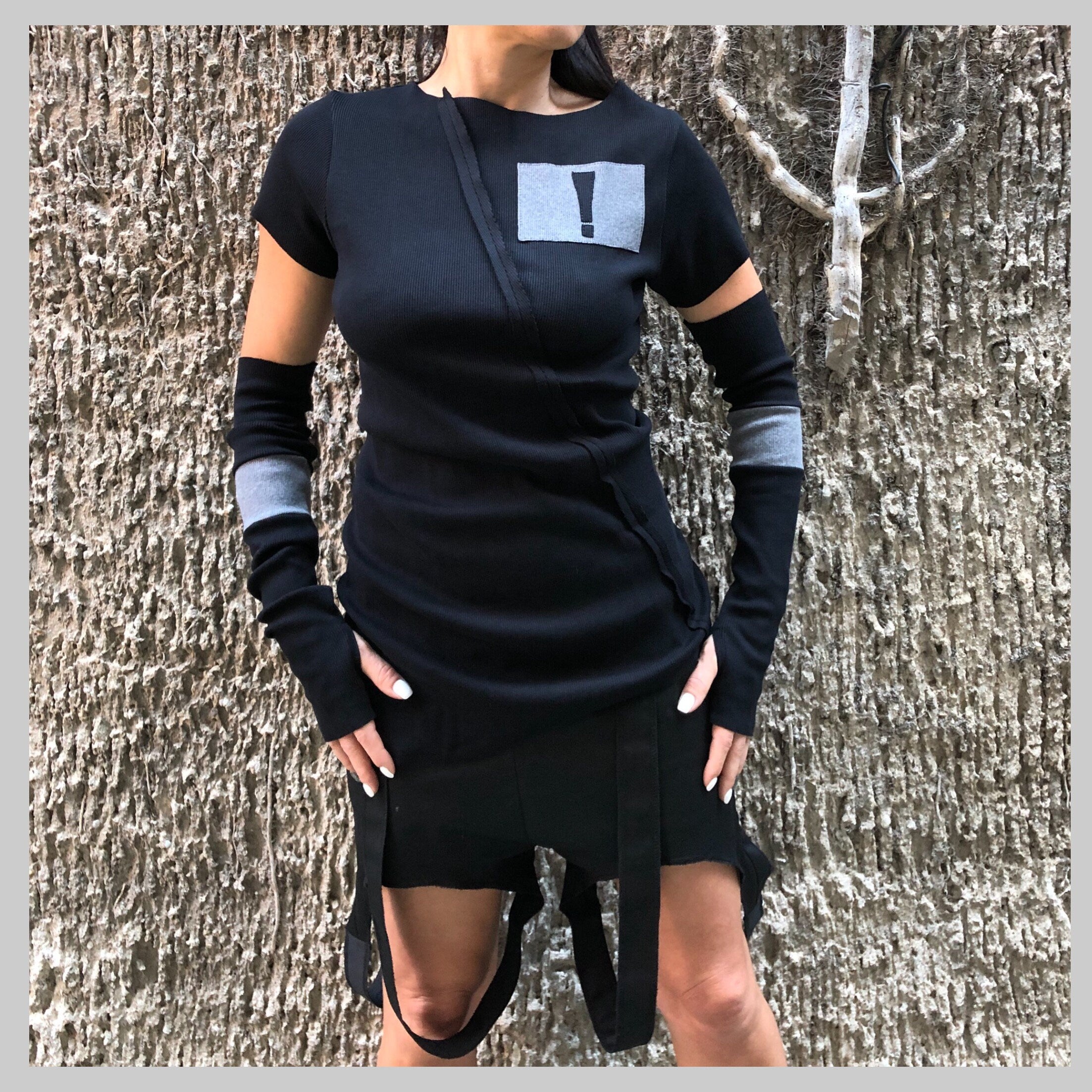 Asymmetric Black Cotton Rib Top with Detachable Sleeves – Avant-Garde Short Sleeve Blouse
