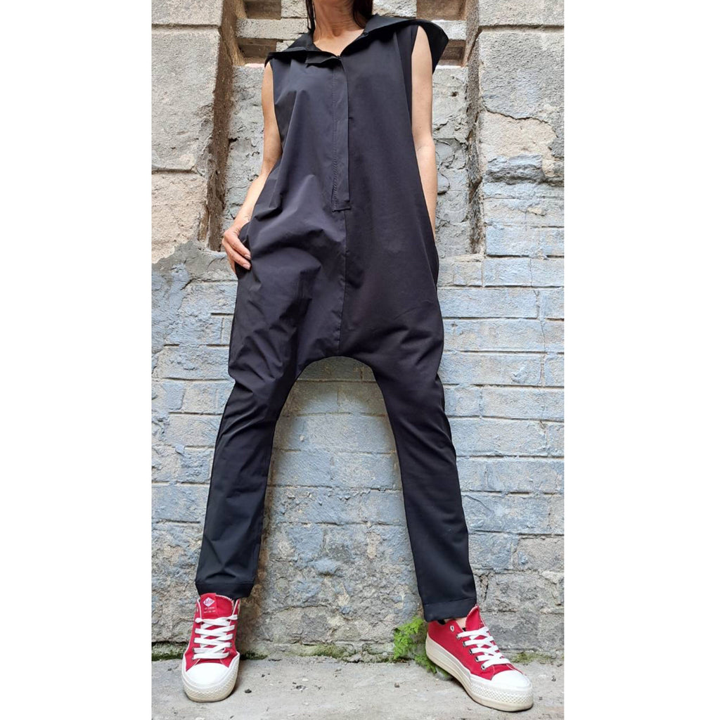 Black Sleeveless Cotton Jumpsuit with Hood – Urban Loose Fit Romper