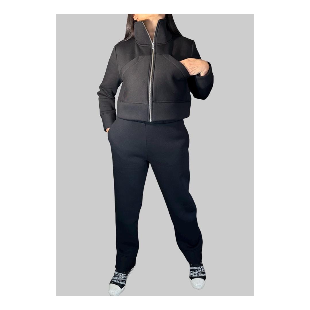 Women’s Two-Piece Tracksuit Set – Black High-Neck Zip Jacket & Jogger Pants / Thick Cotton Blend Loungewear / Minimalist Athleisure Outfit