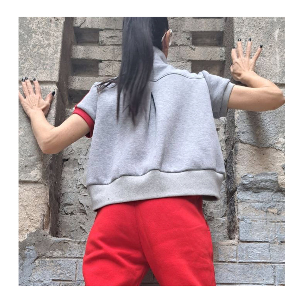 Cotton Short Sleeve Blouse: Warm Grey Top with Red Zipper Vest