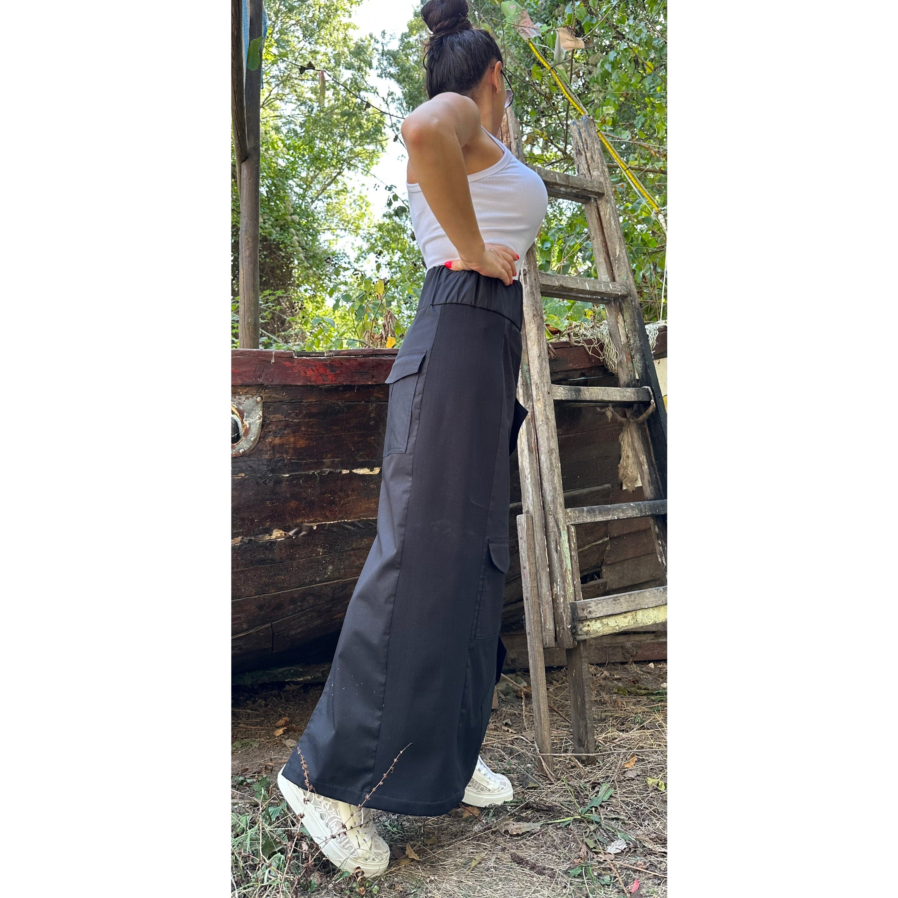 Black Maxi Skirt with High Waist / Slit and Multi Pockets