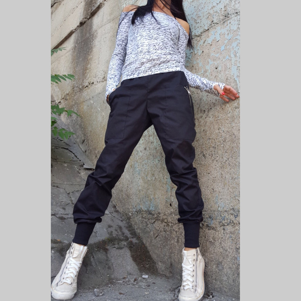 Avant-Garde Black Cotton Pants with Zippers – Urban Elastic Waist Trousers