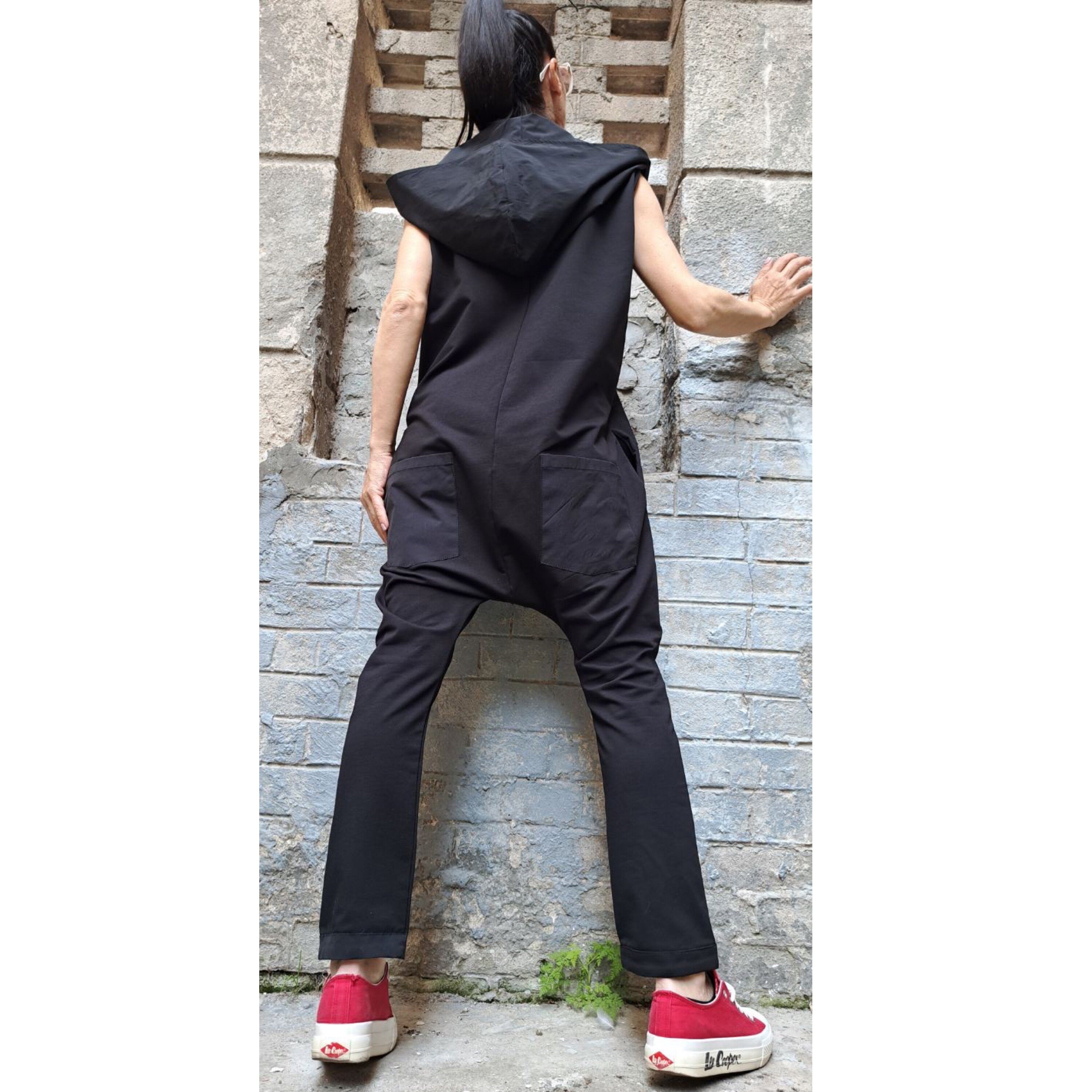 Black Sleeveless Cotton Jumpsuit with Hood – Urban Loose Fit Romper