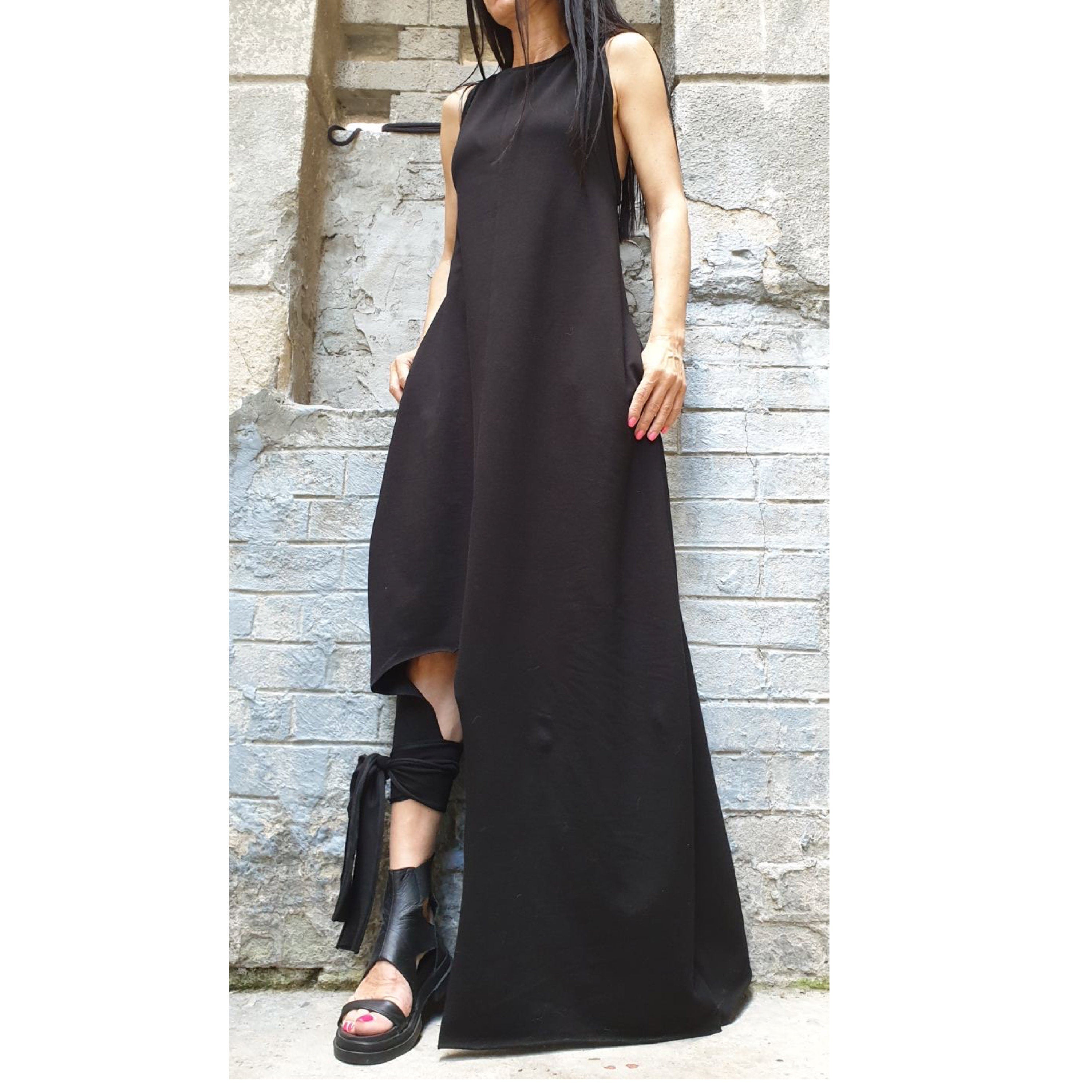 Asymmetrical Black Sleeveless Dress – Avant-Garde Cotton Maxi with Side Pockets