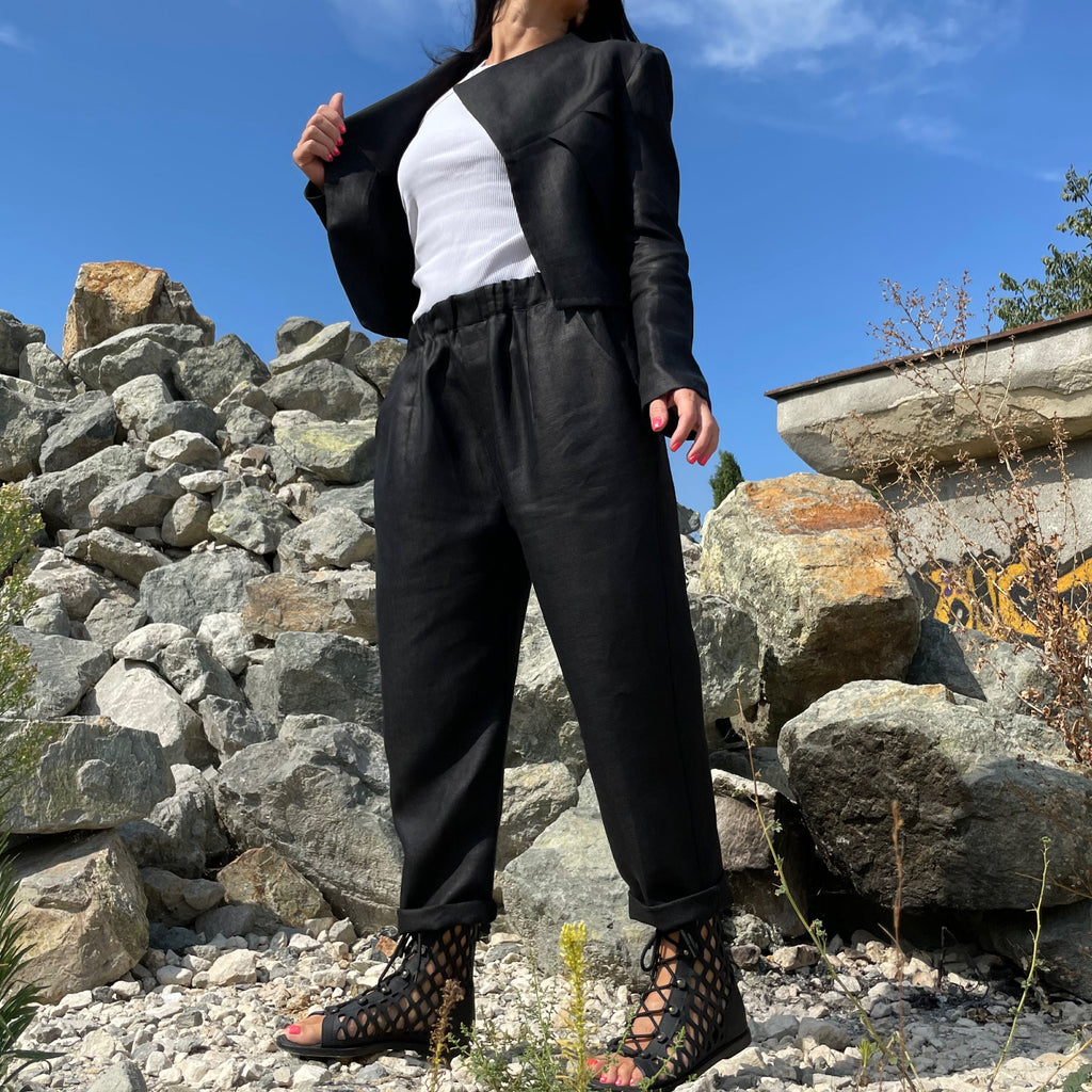 Short Black Linen Jacket with Long Sleeves – Designer Front-Gathered Open Blazer