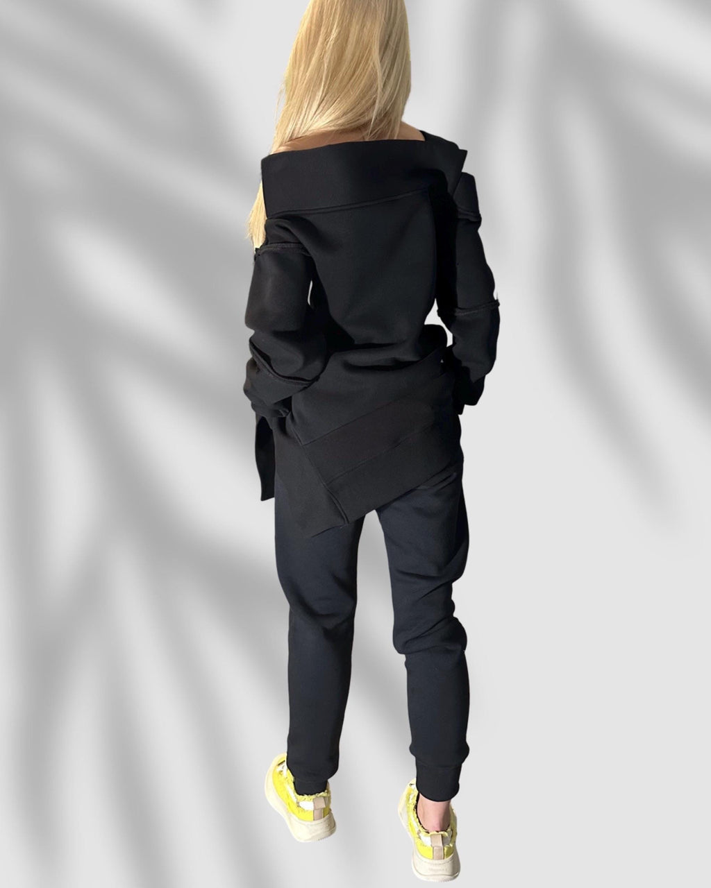 Black Winter Tracksuit for Women – Asymmetric Off-Shoulder Sweatshirt & High-Waist Joggers / Thick Three-Thread Fleece Designer Set / Warm T