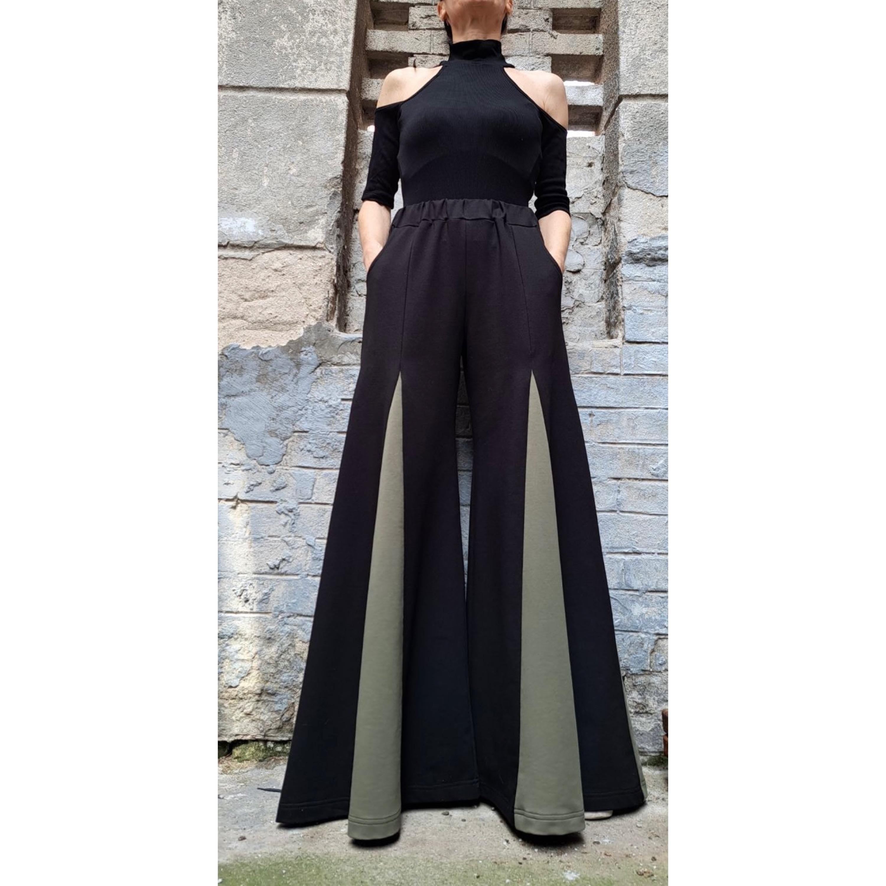 High-Waisted Wide Leg Skirt-Pants / Flared Palazzo Pants with Elastic Waist and Side Pockets / Two-Tone Avant-Garde Trousers