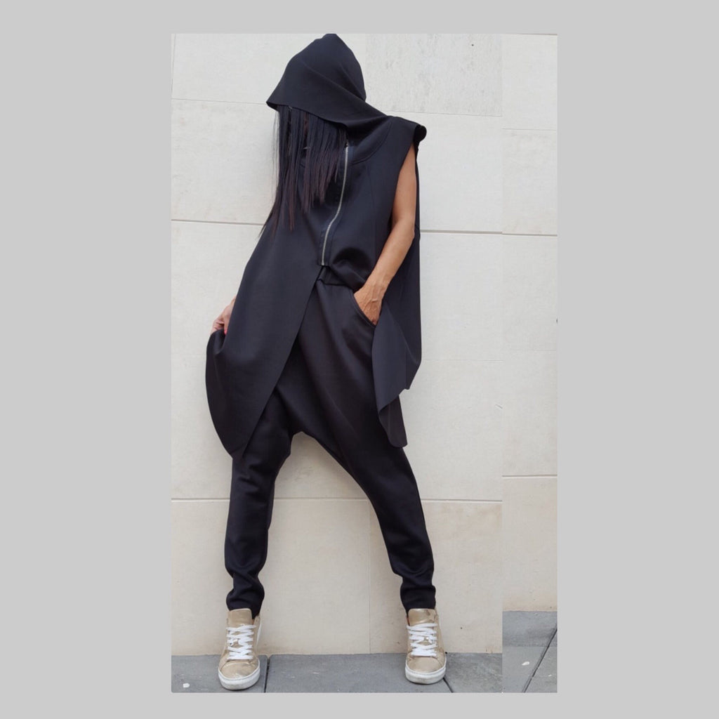 Black Avant-Garde Harem Set / Sleeveless Hooded Top with Zipper & Loose Harem Pants / Urban Cotton Outfit