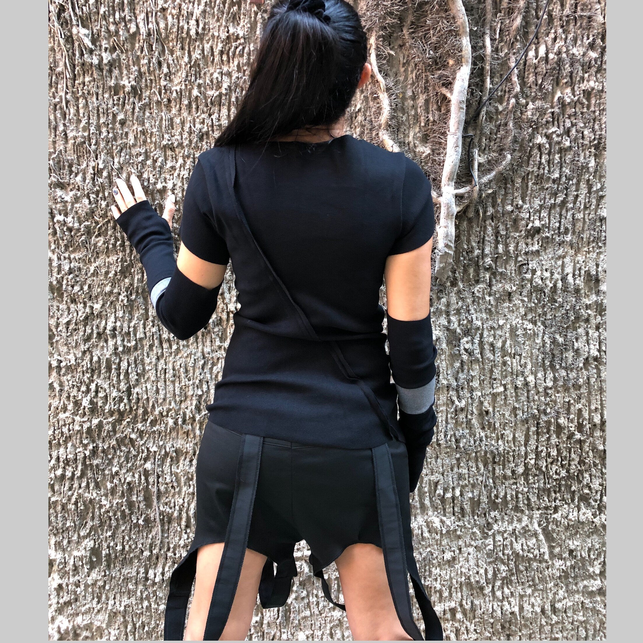 Asymmetric Black Cotton Rib Top with Detachable Sleeves – Avant-Garde Short Sleeve Blouse