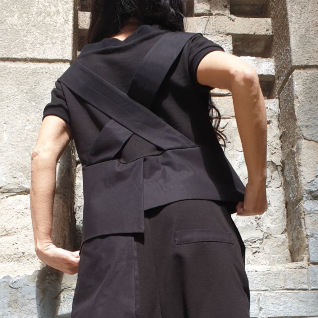 Asymmetric Black Cotton Top with Strap Detail – Avant-Garde Short Sleeve Blouse