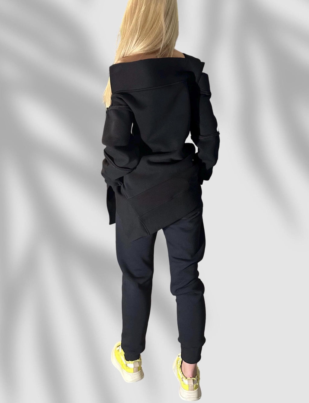 Black Winter Tracksuit for Women – Asymmetric Off-Shoulder Sweatshirt & High-Waist Joggers / Thick Three-Thread Fleece Designer Set / Warm T