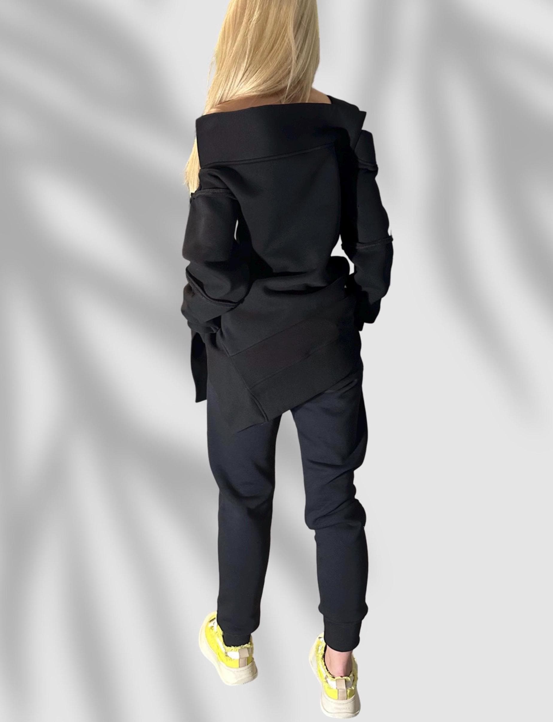 Black Winter Tracksuit for Women – Asymmetric Off-Shoulder Sweatshirt & High-Waist Joggers / Thick Three-Thread Fleece Designer Set / Warm T